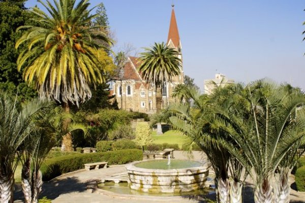 Jardines del Parlamento en Windhoek