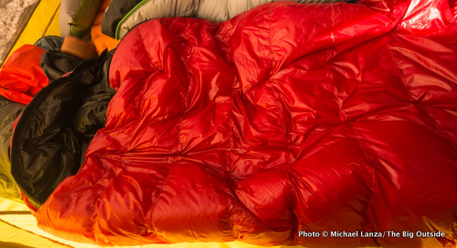 Saco de dormir Western Mountaineering Summerlite.