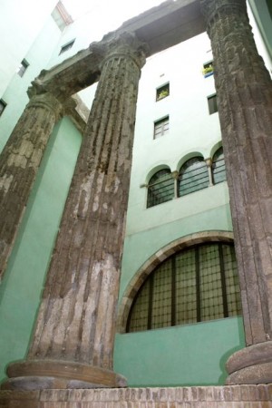 Ruinas romanas escondidas en el barrio gótico de Barcelona