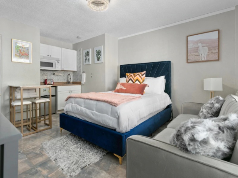 Este estudio frente al mar es ideal para parejas que desean experimentar lo mejor de Daytona Beach