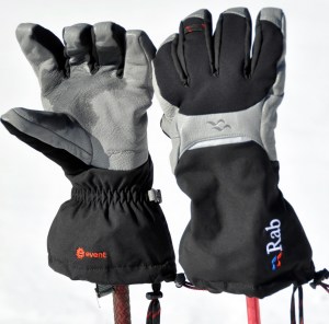 Guantes de la Alianza Rab