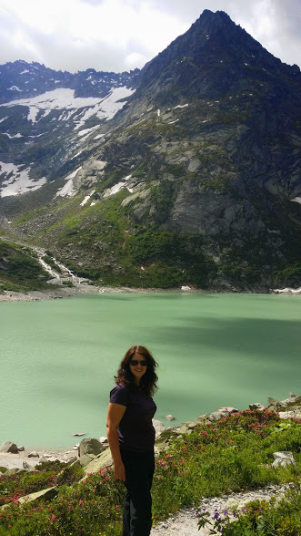 Laurel Robbins en el lago Gelmer, en la región de Haslital en Suiza.