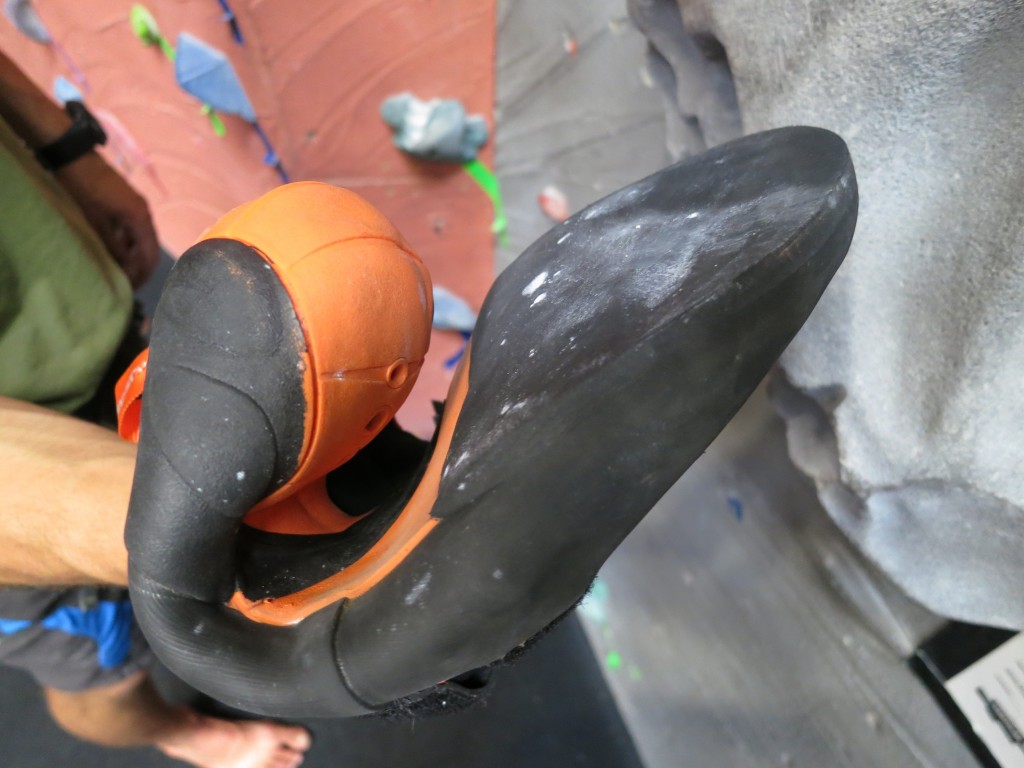 Revisión de los pies de gato mad rock flash 2.0: la entresuela suave del flash lo hace cómodo y un poco...