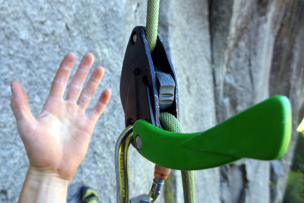 Revisión del dispositivo de aseguramiento edelrid eddy: el eddy cuenta con un mecanismo de descenso antipÔnico. esto esta diseñado...