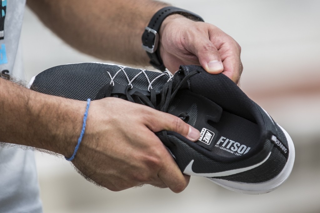 Revisión de las zapatillas para correr Nike Flex Fury 2 para hombre: las Nike Flex Fury 2 tienen una parte superior muy cómoda y acolchada con...