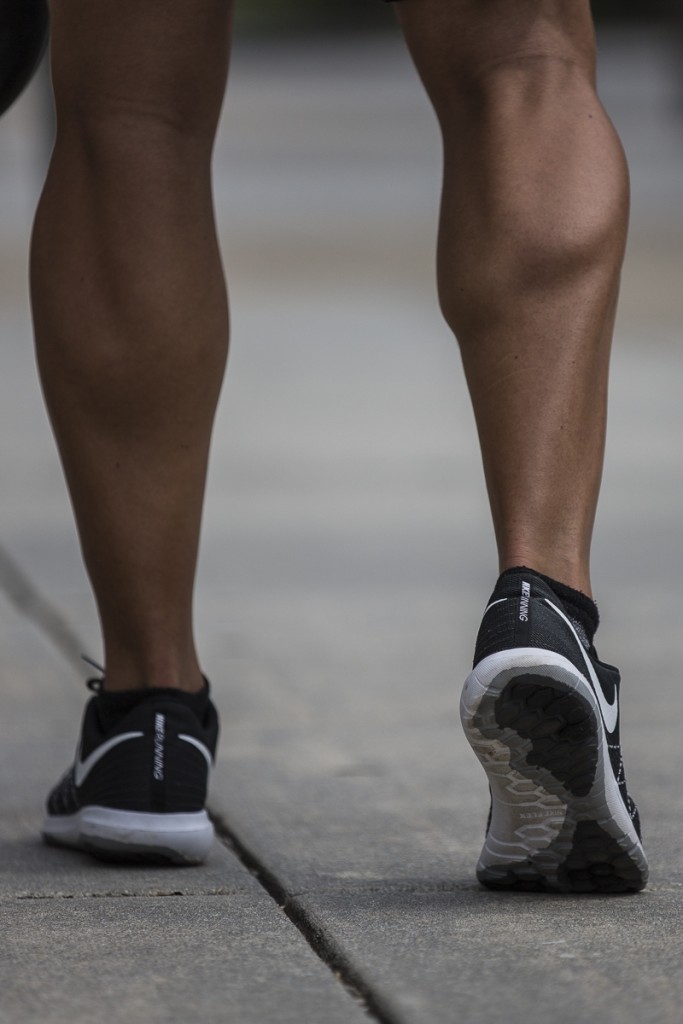 Revisión de las zapatillas para correr Nike Flex Fury 2 para hombre: la entresuela de espuma iu y la suela exterior de goma con mapa de presión de Nike...