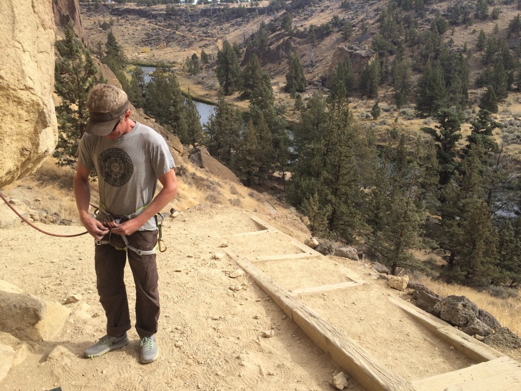 Revisión del arnés de escalada Petzl Corax: prepÔrese para otro buen lanzamiento en el parque estatal Smith Rock o, mientras...