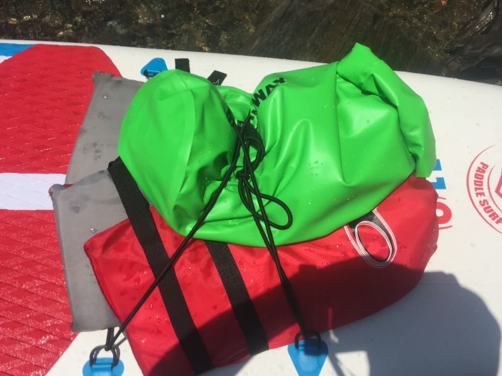 Revisión de la bolsa seca flotante Marchway de 20 litros: un modelo económico que mantendrĆ” su toalla seca despuĆ©s de dĆas informales...