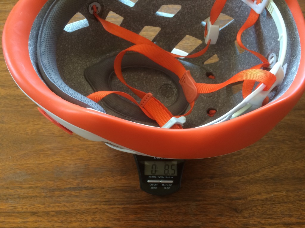 Revisión del casco de escalada Petzl Meteor: con solo 8,5 onzas, el Meteor es una de las opciones mÔs ligeras...