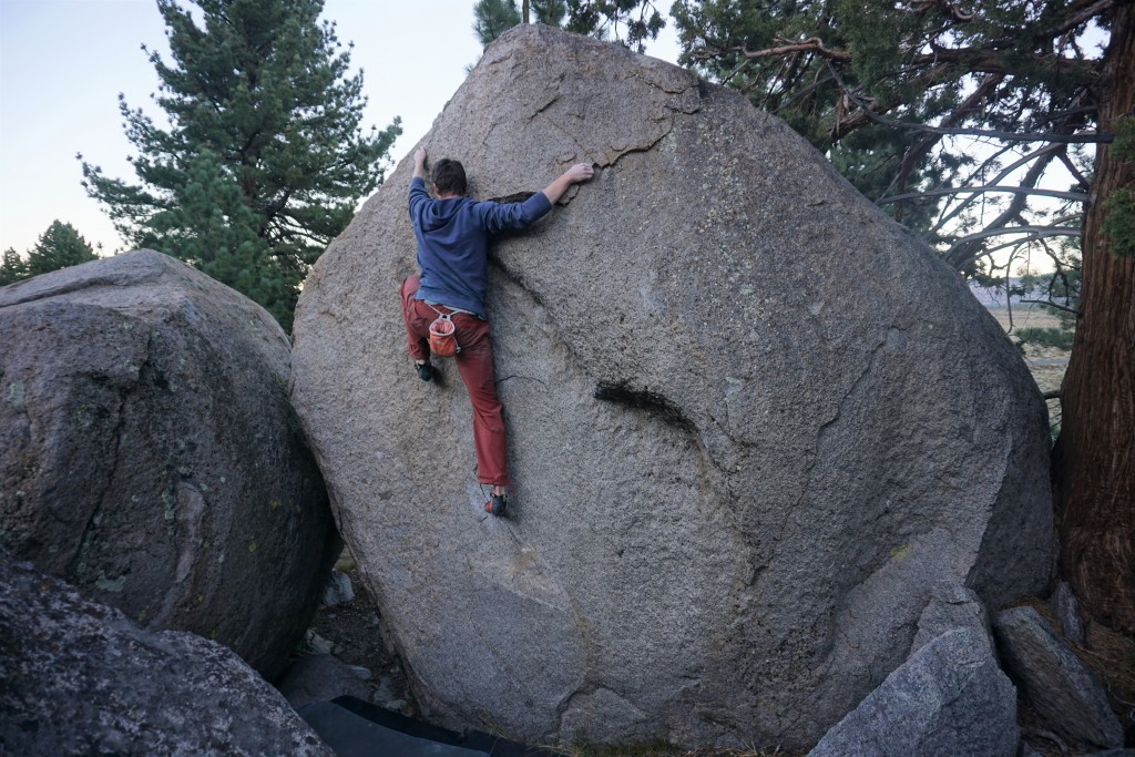 Revisión de los zapatos de escalada Mad Rock Shark 2.0: los tiburones nunca se convirtieron en uno de nuestros probadores & # 039; favoritos, pero su bajo...