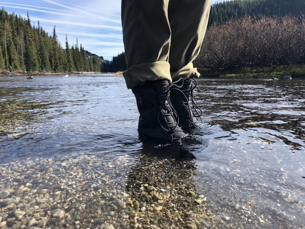 Revisión de las botas de invierno salomon toundra pro cswp: pruebe estas botas contra el agua colocÔndose en aproximadamente cinco pulgadas...