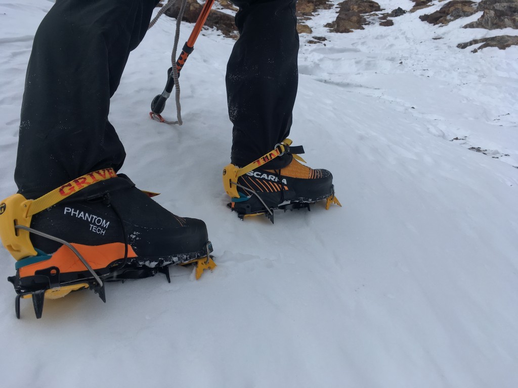 Revisión de las botas de montañismo Scarpa Phantom Tech: el buen rango de movimiento del tobillo ayudó a que esta bota caminara mejor.