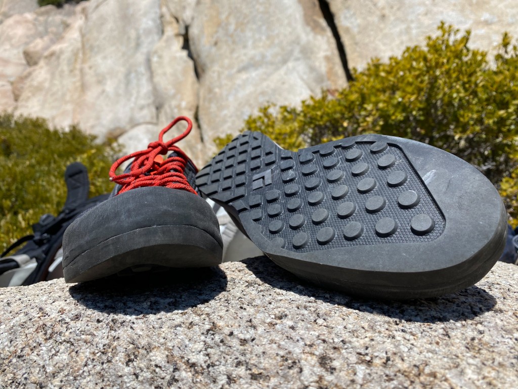 Revisión de los zapatos de aproximación de aproximación técnica de Black Diamond: la suela exterior centrada en la escalada del técnico tiene más escalada...