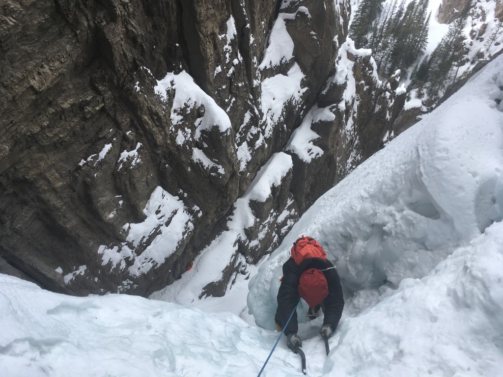 Revisión de la mochila de escalada arc'teryx alpha ar 20: esta mochila funciona bien en los dĆas frĆos alpinos, cuando...