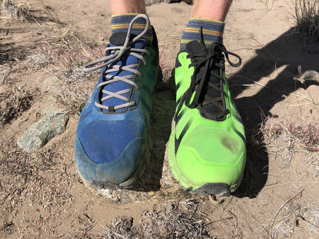 Revisión de las zapatillas de trail running inov-8 terraultra g 270 para hombre: muestra el nuevo g 270 verde brillante a la derecha con el mÔs antiguo...