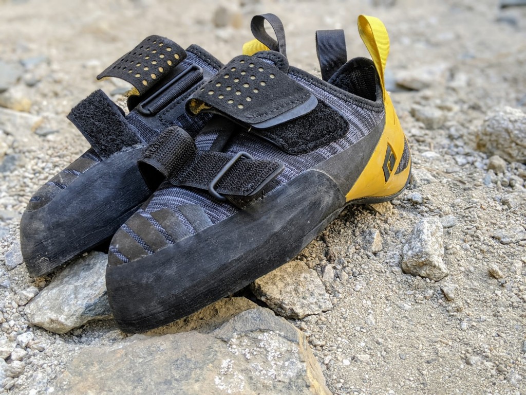 Revisión de zapatos de gato Black Diamond Zone para mujer: con material de punto diseñado en la parte superior y un diseño agresivo...