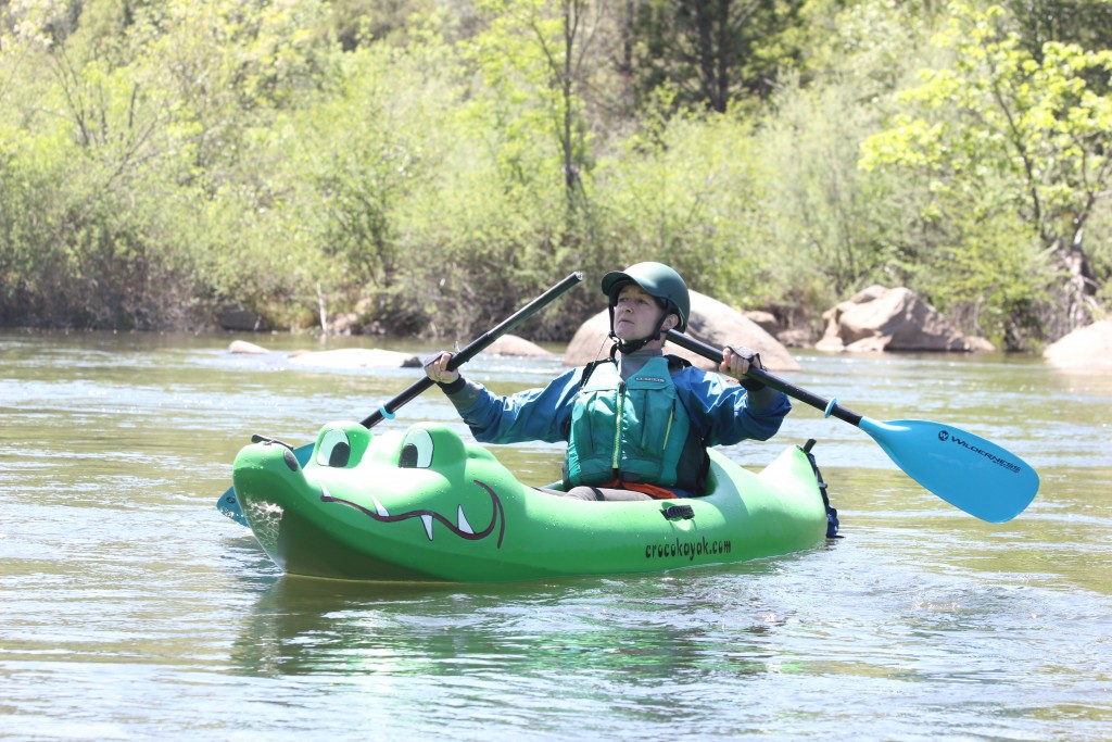 Revisión de la paleta de kayak Apex fg de Wilderness Systems: la unión de bloqueo de palanca permite al usuario ajustar la longitud y...