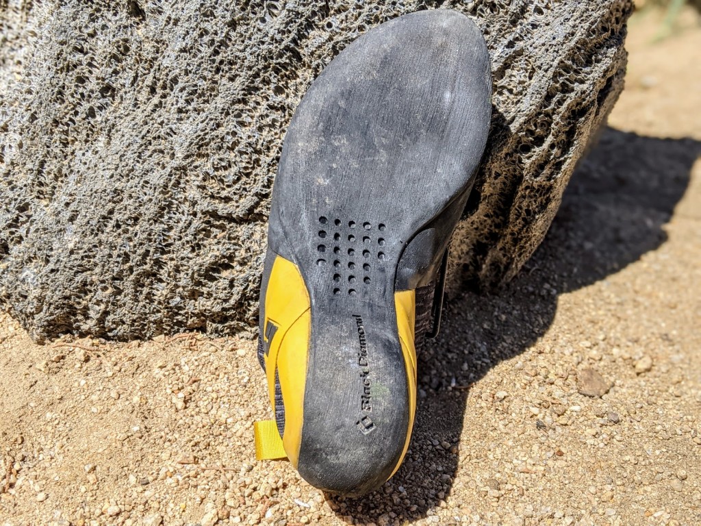 Revisión de zapatos de gato Black Diamond Zone para mujer: la suela de goma moldeada en la zona significa que hay muy poco...