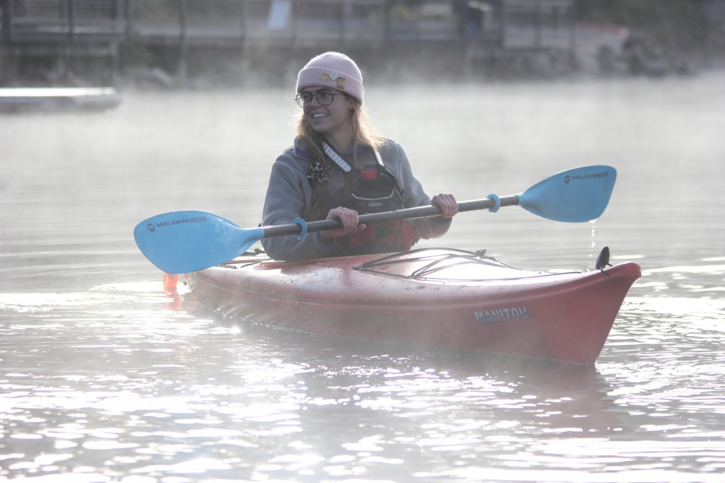 Revisión de la paleta de kayak apex fg de Wilderness Systems: el acabado hidrodinÔmico de la pala no solo hace que parezca...