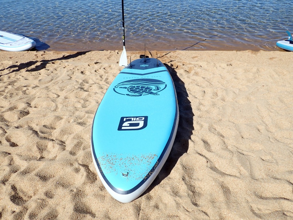 Revisión de sup inflable Gili Komodo: el Gili Komodo equilibra una estabilidad razonable con un deslizamiento sólido...