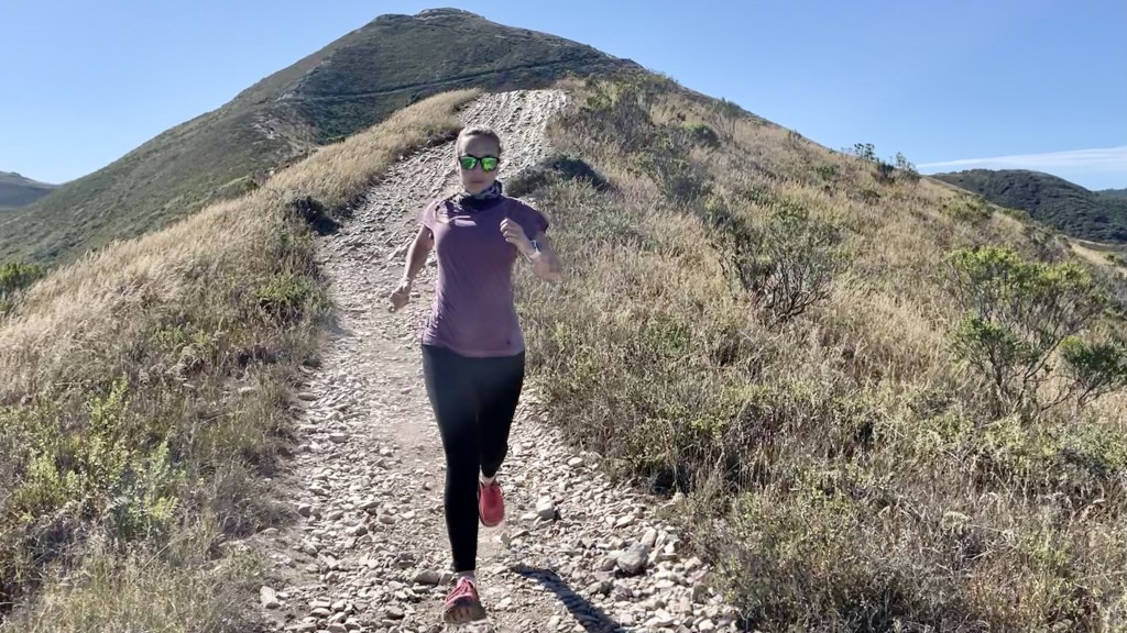 Revisión de las zapatillas de trail running Altra Olympus 4 para mujer: los senderos ultra rocosos se sienten un poco mÔs suaves cuando estÔs en lo alto de un...