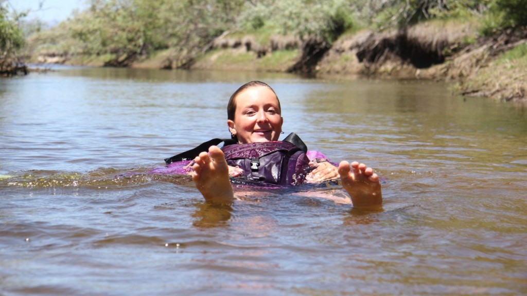 Revisión del astral layla pfd: la distribución uniforme de la espuma del layla ofrece una cómoda flotación...