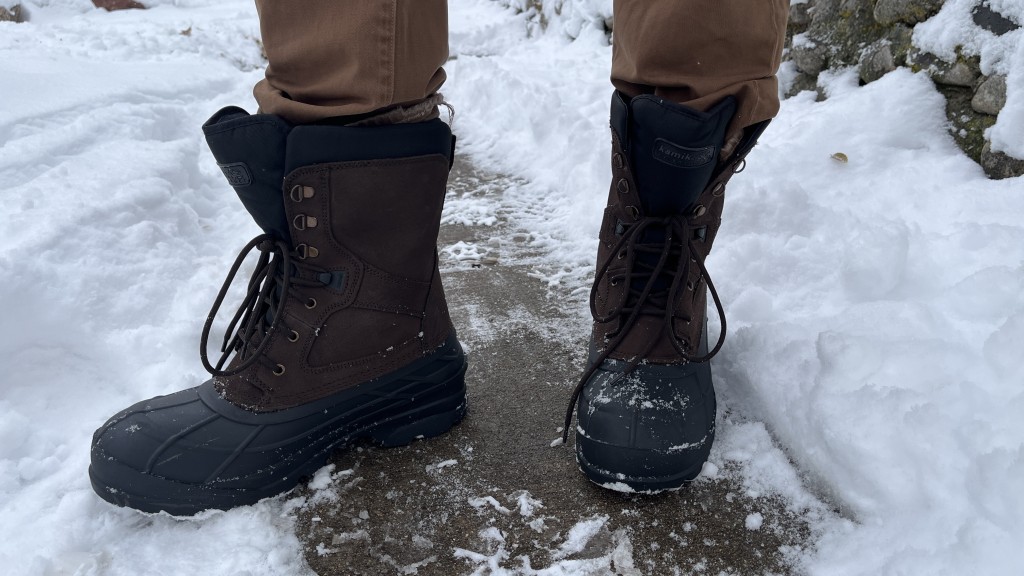 Revisión de botas de invierno Kamik Nation Plus: Nation Plus se adapta fÔcilmente y es algo espaciosa, pero gruesa...