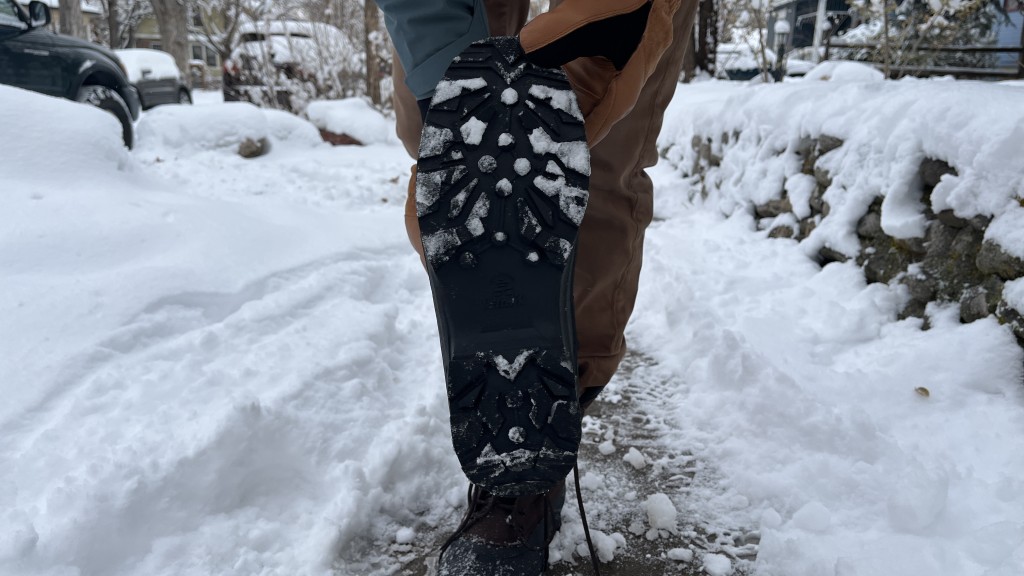 Revisión de las botas de invierno Kamik Nation Plus: Nation Plus tiene un patrón de banda de rodadura decente, pero hay mucho...