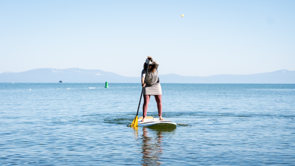 Revisión de la tabla de stand up paddle isle versa 2.0: la isle versa 2.0 tiene un rendimiento sólido y versÔtil.