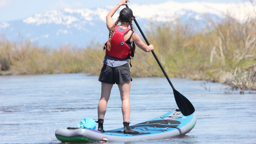 Revisión de astral ytv pfd: los practicantes de stand up paddle disfrutaron del movimiento sin restricciones que se les brinda...