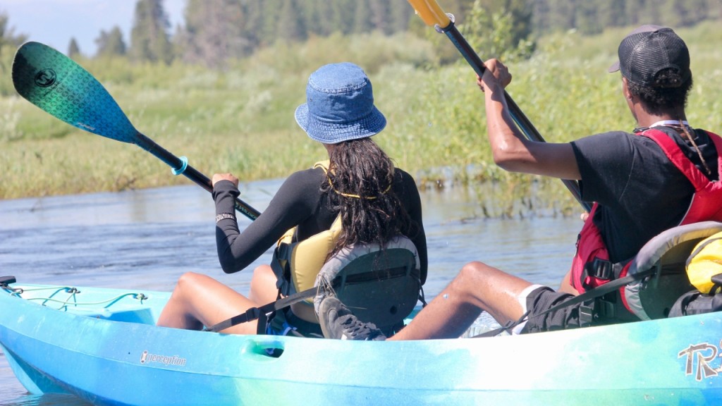 Revisión del remo de kayak de vidrio Pungo de Wilderness Systems: el vidrio Pungo es liviano y es un placer usarlo.