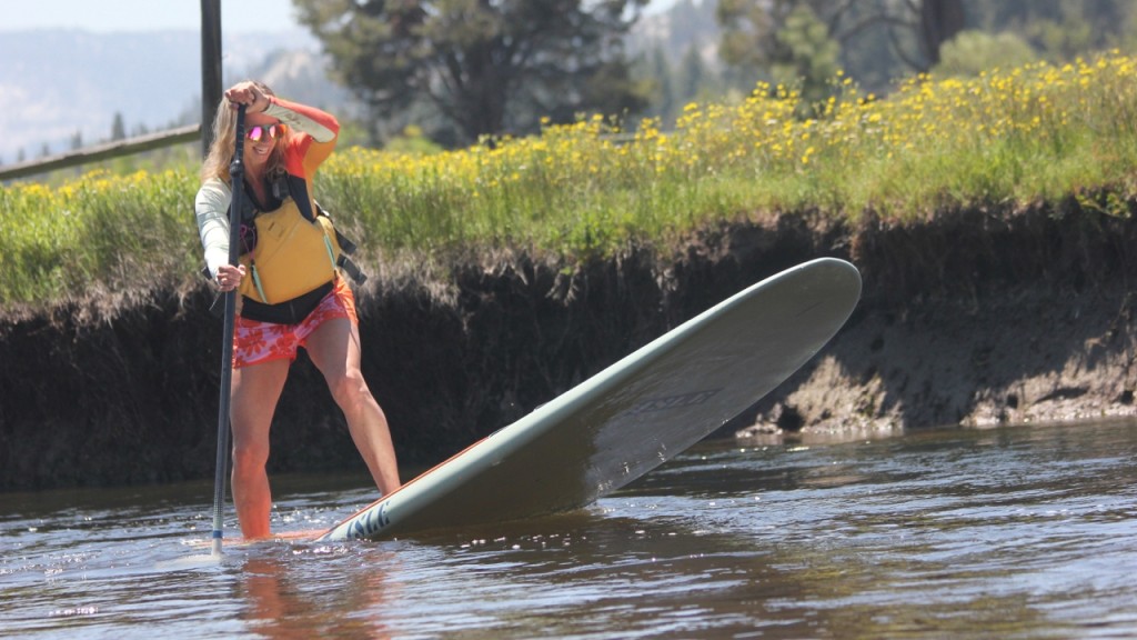 Revisión de la tabla de stand up paddle isle versa 2.0: esta es una excelente opción para un surf de nivel bÔsico ya que el remo es...