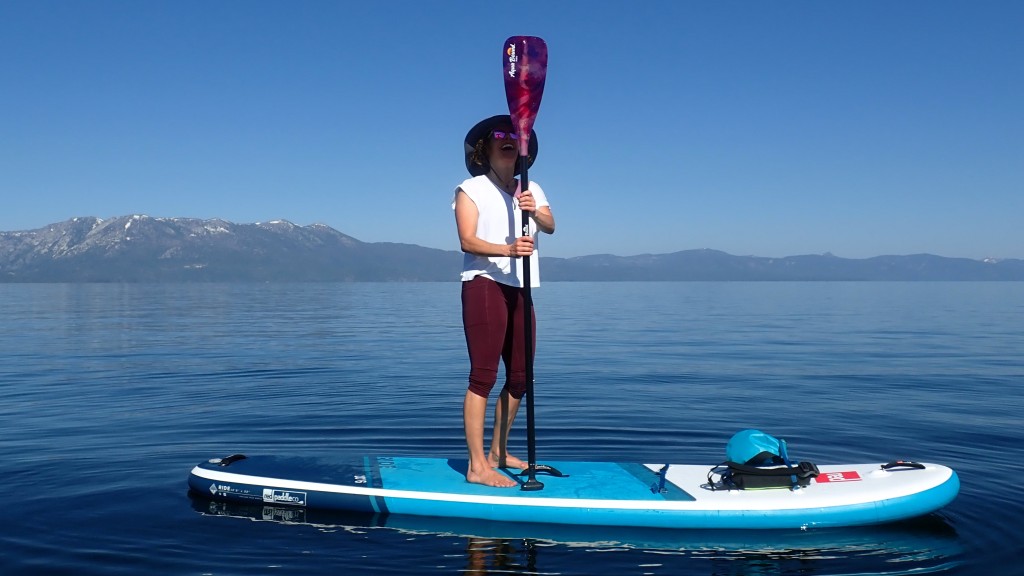 Revisión del remo de 2 piezas de fibra de vidrio de Malta encuadernado en aguamarina: no hay costuras, crestas, cinta o clips en su camino mientras lo usa...