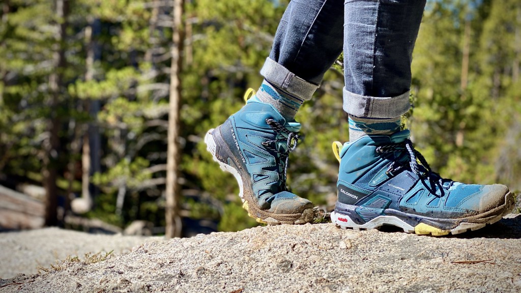 Revisión de las botas de montaña salomon x ultra 4 mid gore-tex para mujer: aunque la parte superior sintética es rígida al principio, se volverá más...