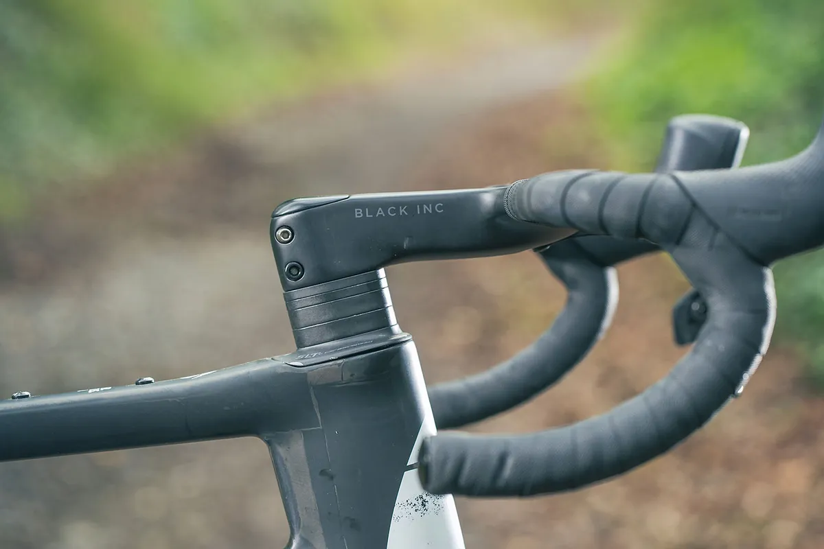Factor Ostro Grava - 04 Bicicleta Gravel Factor Ostro