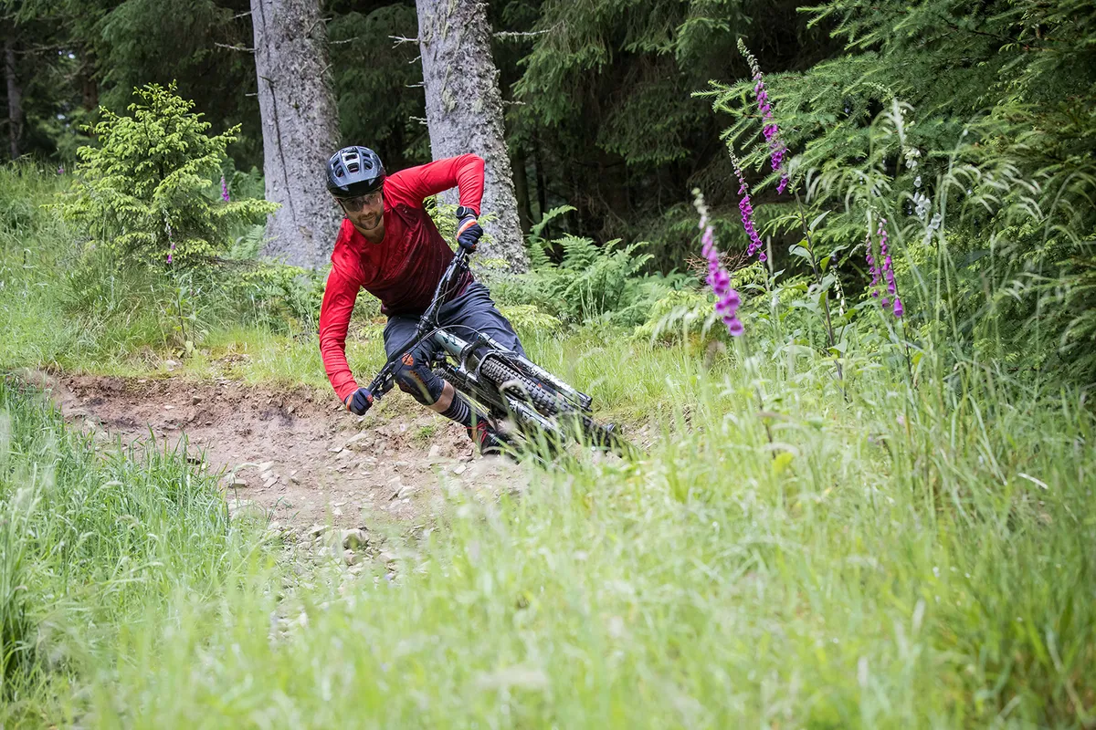 Bicicleta de montaƱa Specialized Stumpjumper Alloy Comp Bicicleta de montaƱa Specialized Stumpjumper Alloy Comp