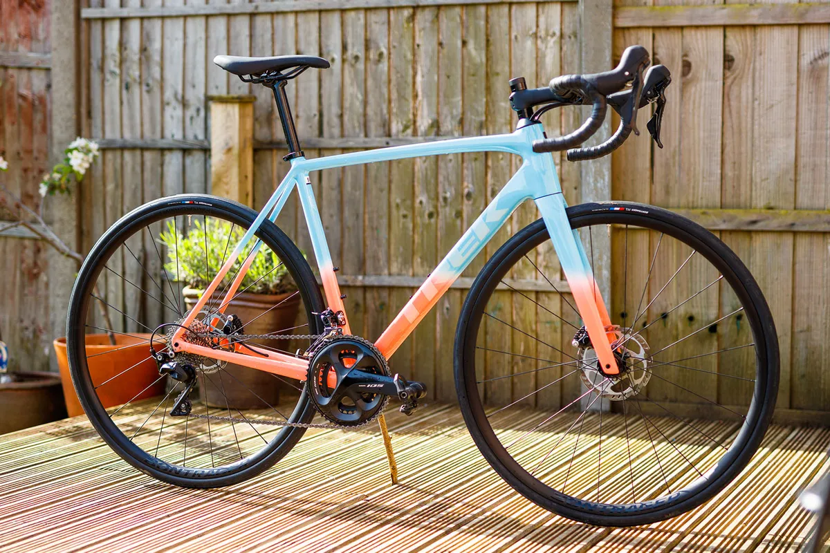 Trek Émonda ALR 5 - 02 Bicicleta de carretera Trek Émonda ALR 5