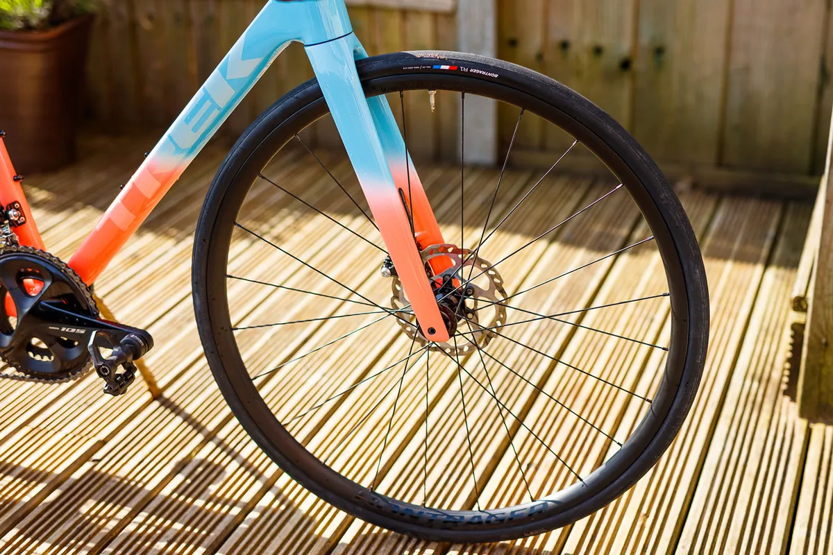 Trek Émonda ALR 5 - 23 Bicicleta de carretera Trek Émonda ALR 5