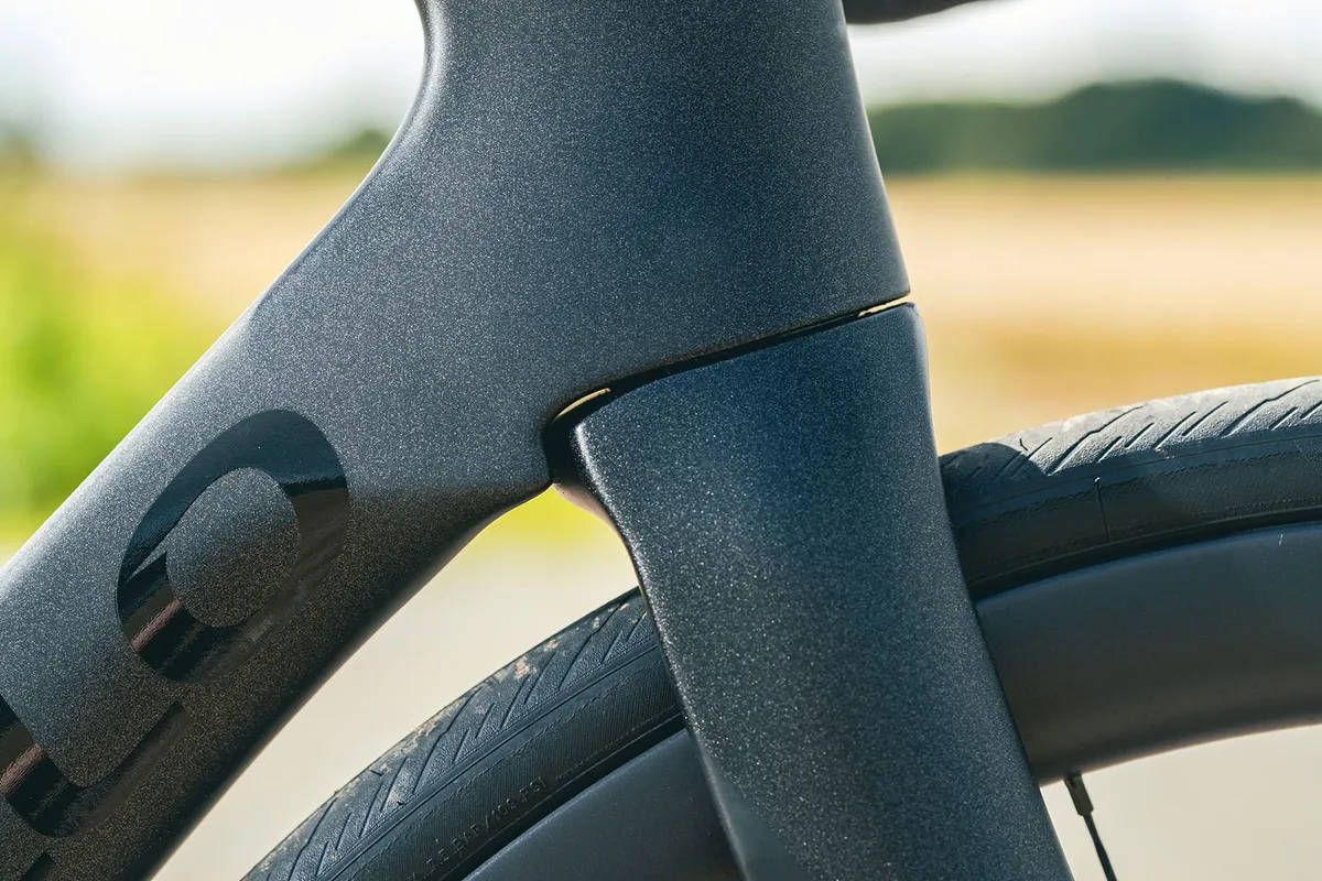 Pinarello F7 Ultegra Di2 - 09 Pinarello F7 Ultegra Di2