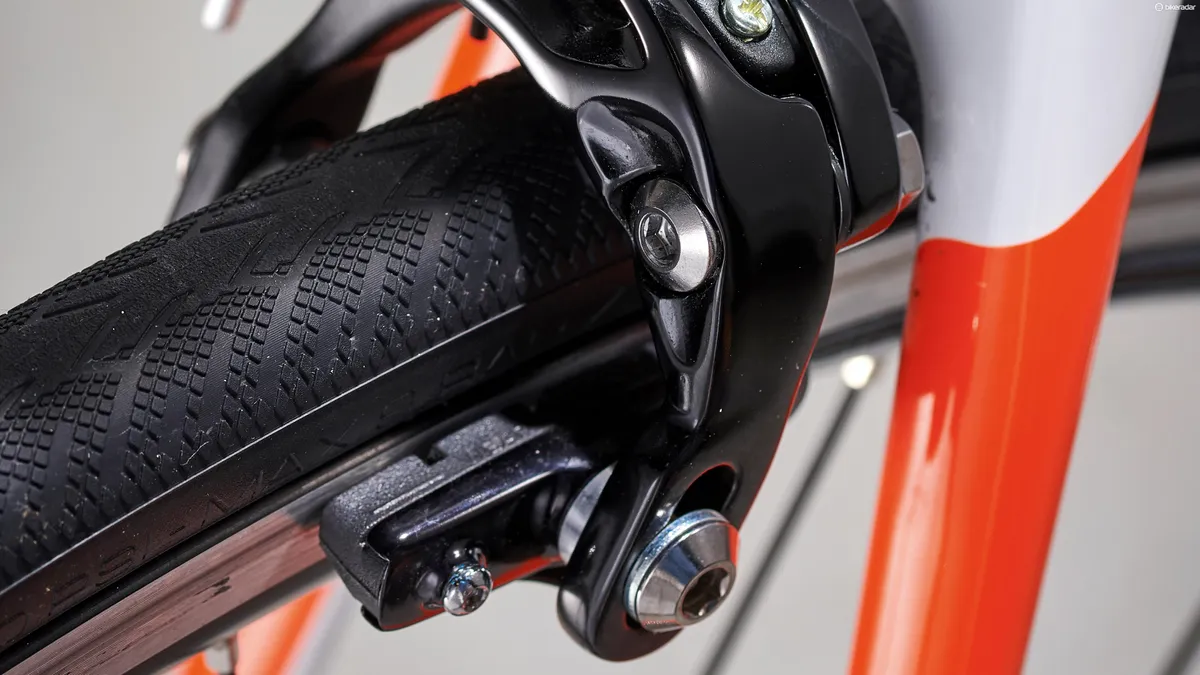 equipo-wilier-gtr-04-1541873913731-kxvjcd40q4t0-4a1baf8 Los frenos Campagnolo Potenza funcionan bien