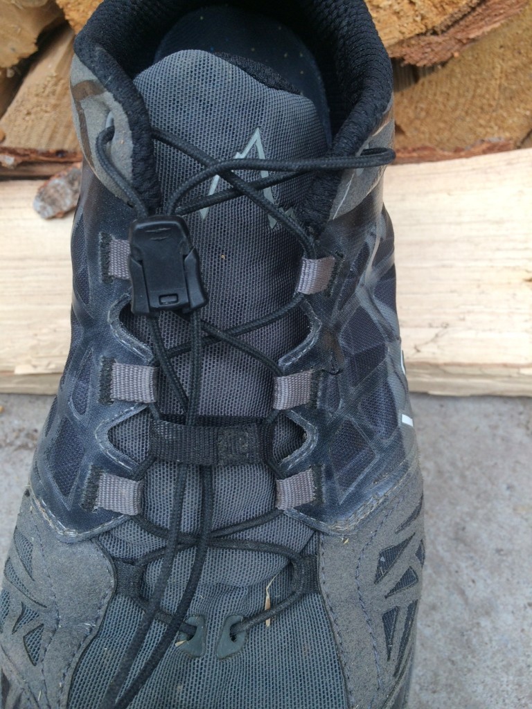 Revisión de las zapatillas de trail running la sportiva helios 2.0 para hombre: las helios 2.0 ahora cuentan con un sistema de cordones rÔpidos con una hebilla...