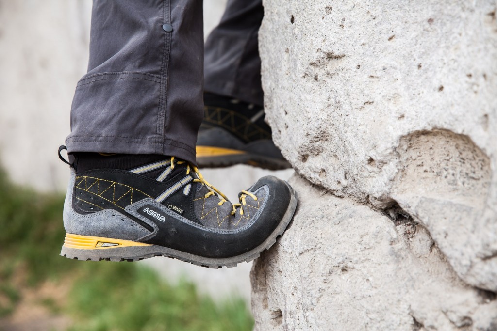 Revisión de las botas de montaña asolo jumla gv para hombre: la capacidad de escalada de esta bota de montaña es similar a la de...