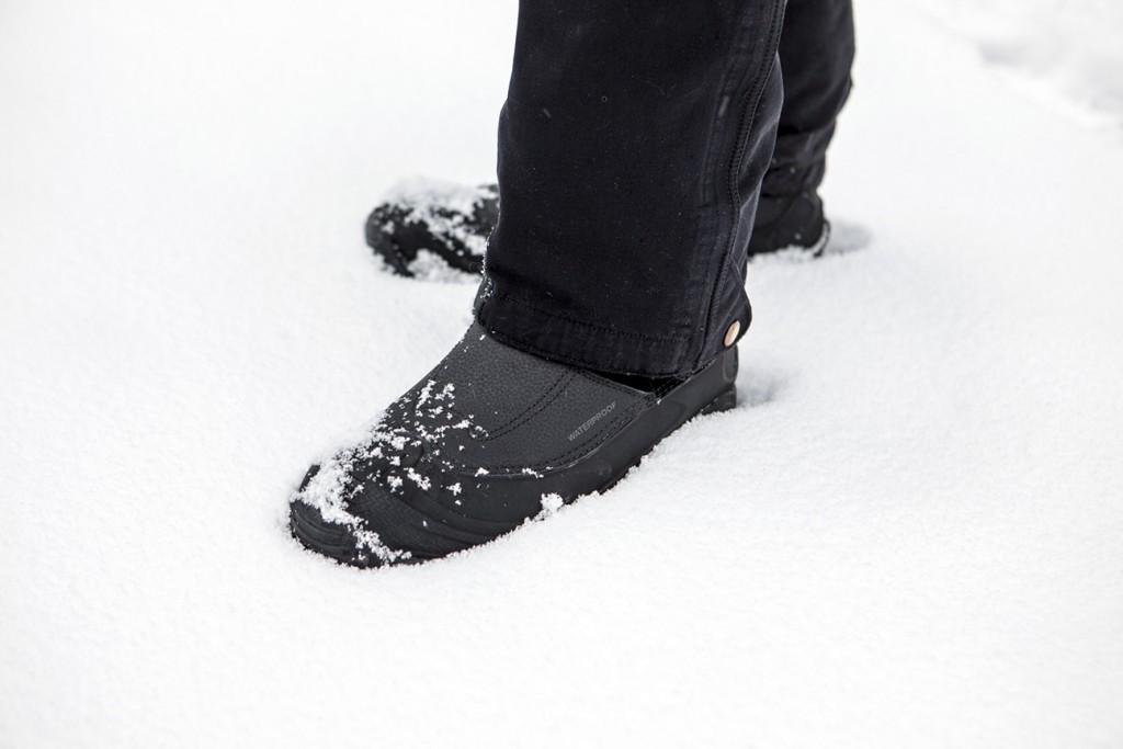 Revisión de las botas de invierno sin cordones Columbia bugaboot ii: estas botas se ven bastante elegantes con el dobladillo del pantalón bajado sobre...