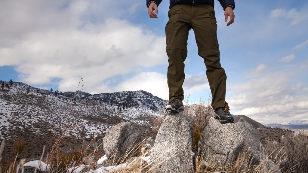 Revisión de los zapatos para caminar hoka tor summit wp para hombres: ¿apenas mÔs de dos libras, pero con toneladas de amortiguación y soporte? Vaya...