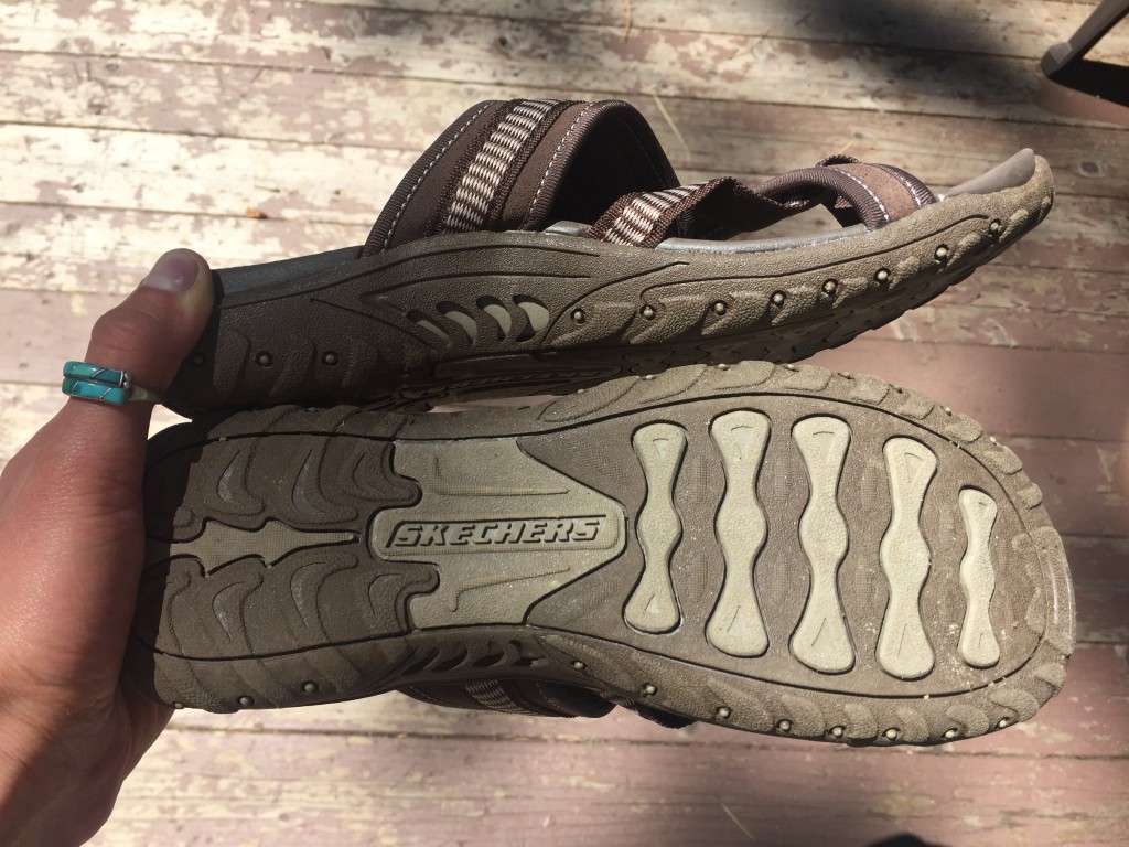Reseña de sandalias skechers reggae-rasta para mujer: la tracción de este modelo deja un poco que desear cuando...