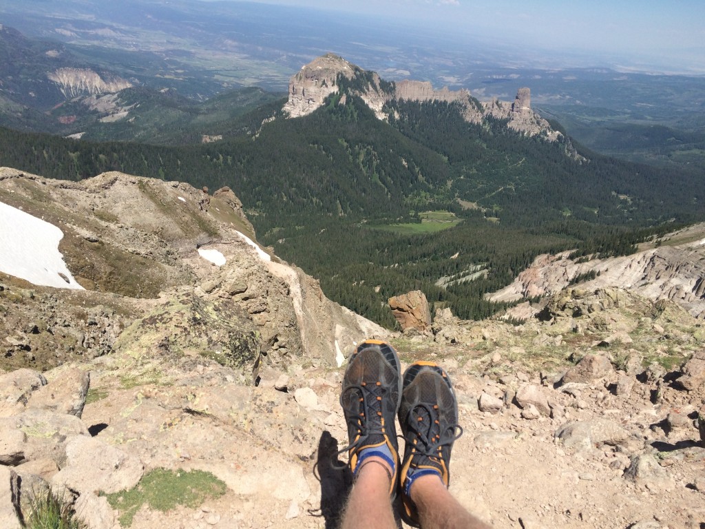 Revisión de las zapatillas de trail running Vasque Constant Velocity II para hombre: estas zapatillas se sienten igualmente como en casa en senderos de tierra lisos y picos rocosos...