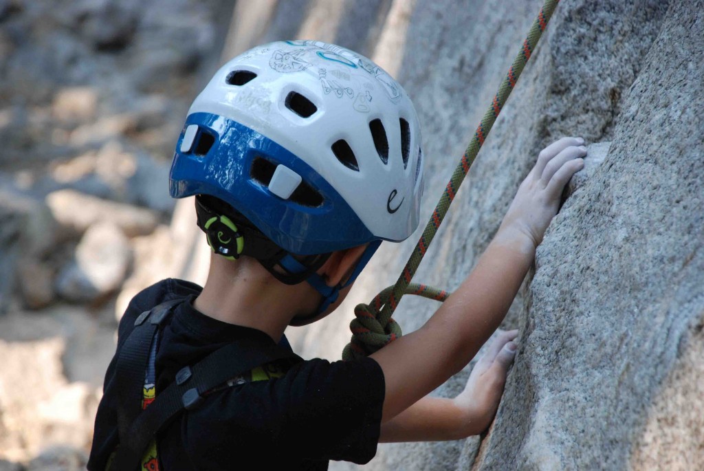 Revisión del casco de escalada Edelrid Shield II: este casco altamente ajustable puede adaptarse a una variedad de cabezas, desde las mÔs pequeñas...