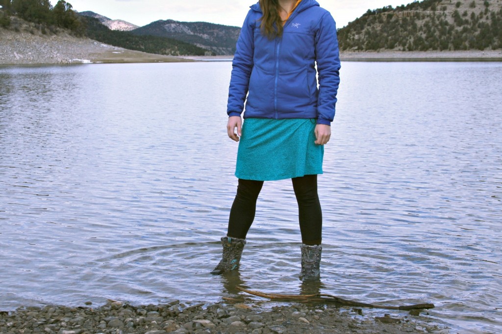 Revisión de las botas de invierno Keen Durand Polar para mujer: Keen proporciona una excelente protección contra el clima tanto contra el agua como...