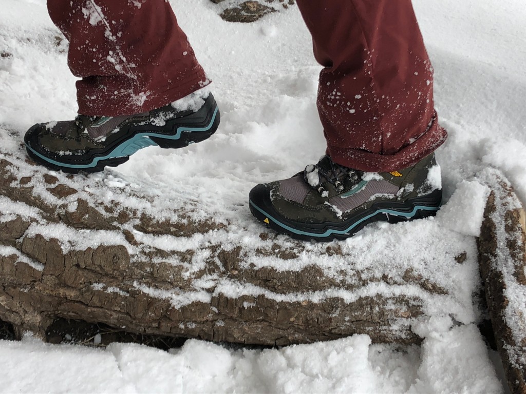Revisión de botas de invierno Keen Durand Polar para mujer: Keen Durand Polar es la elección de nuestros editores por su excelente equilibrio de...