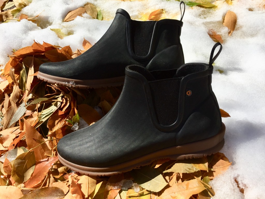 Revisión de botas de lluvia bogs sweetpea para mujer: una bota de lluvia pintoresca, la sweetpea es bastante asequible en comparación con...